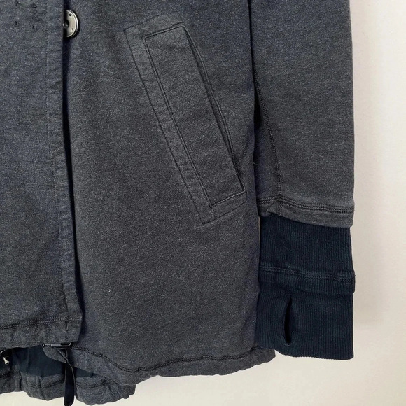 LULULEMON  | GRATITUDE WRAP IN HEATHERED CHARCOAL - Picture 6 of 14